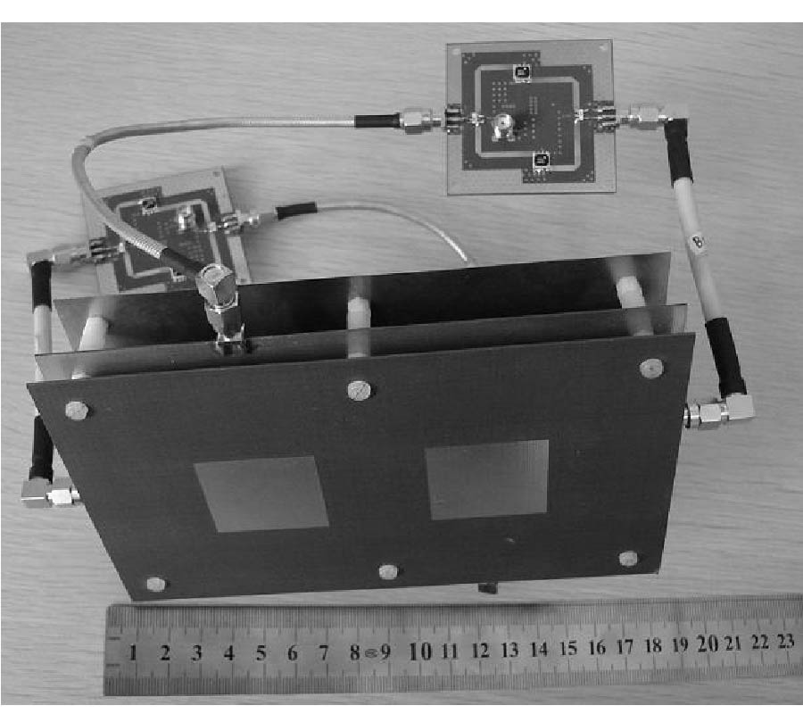 DESIGN OF A BROADBAND FREQUENCY OFFSET VAN ATTA ARRAY