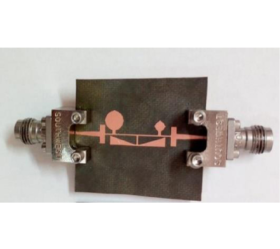 MODIFIED CMRC LPF USING NOVEL FRACTAL PATCHES