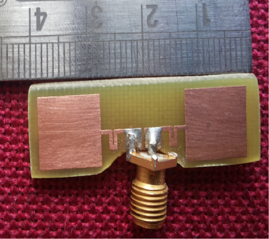 HARMONIC SUPPRESSED COMPACT STEPPED IMPEDANCE UNIPLANAR DIPOLE ANTENNA FOR WLAN APPLICATIONS