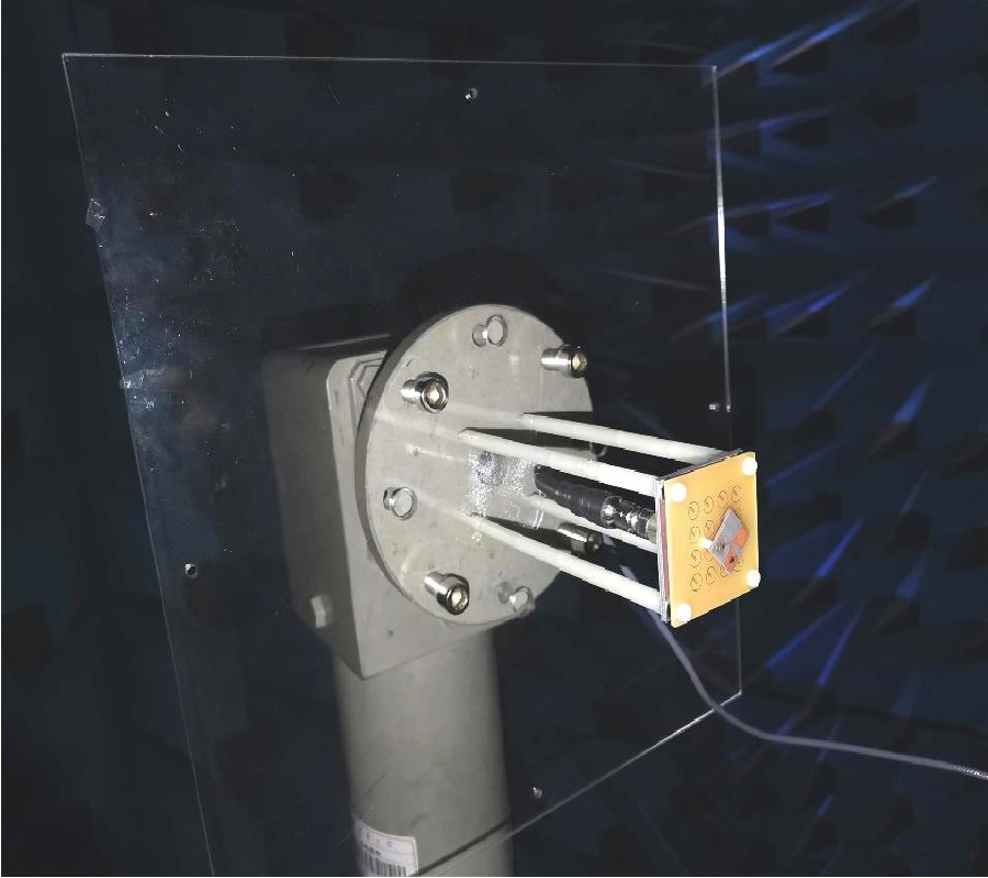 NOVEL SINGLE/DUAL CIRCULARLY POLARIZED ANTENNAS BASED ON POLARIZATION-CONVERSION REFLECTIVE METASURFACES