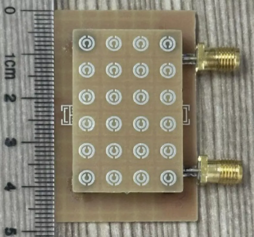 Design of an Enhanced Ultra-Wideband Array MIMO Antenna Based on a Metamaterial and Metasurface Hybrid Decoupling Architecture