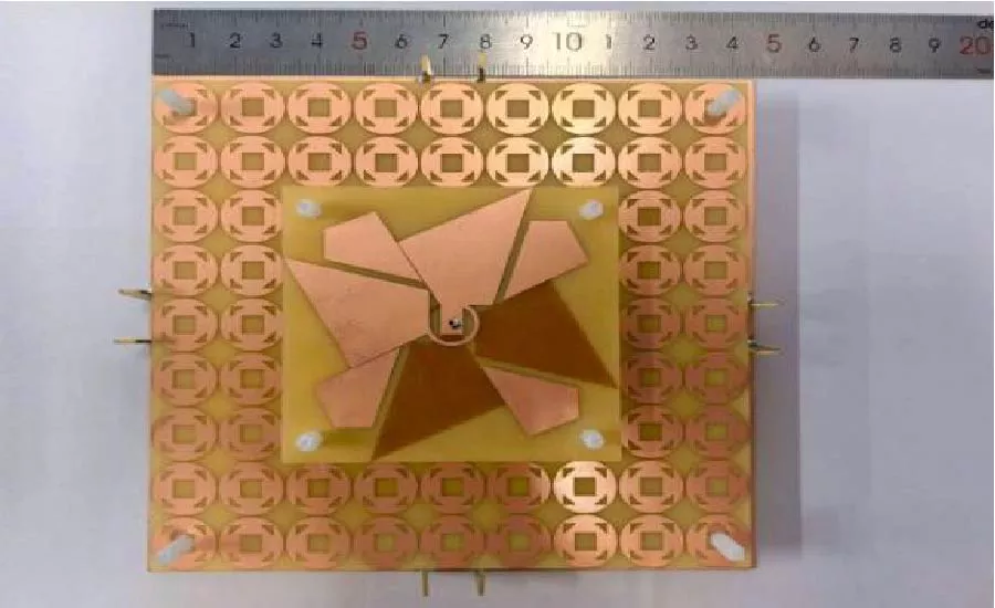 Wideband Low-Profile Circularly Polarized Crossed-Dipole Antenna Based on AMC Reflector